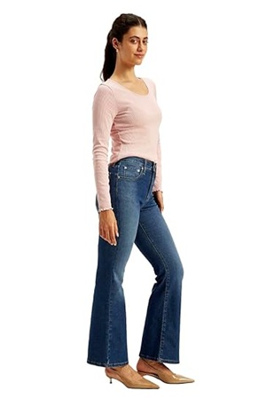 Levi's Women's High Rise Slim Flared Fit Jeans